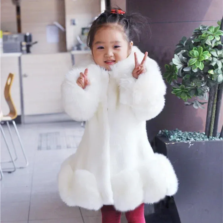 Manteau d'hiver pour filles, vêtements pour enfants, Boutique, épais, Imitation fourrure coréenne, poils de renard, coton chaud, grand col, automne 2023, 231107