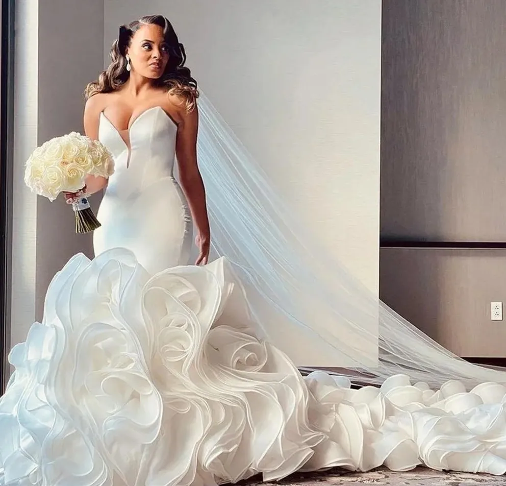 Mermaid Wedding Dress Train Train Train Satin Organza Tulle 2024 تصميم جديد ثوب الزفاف الأنيق مصنوع