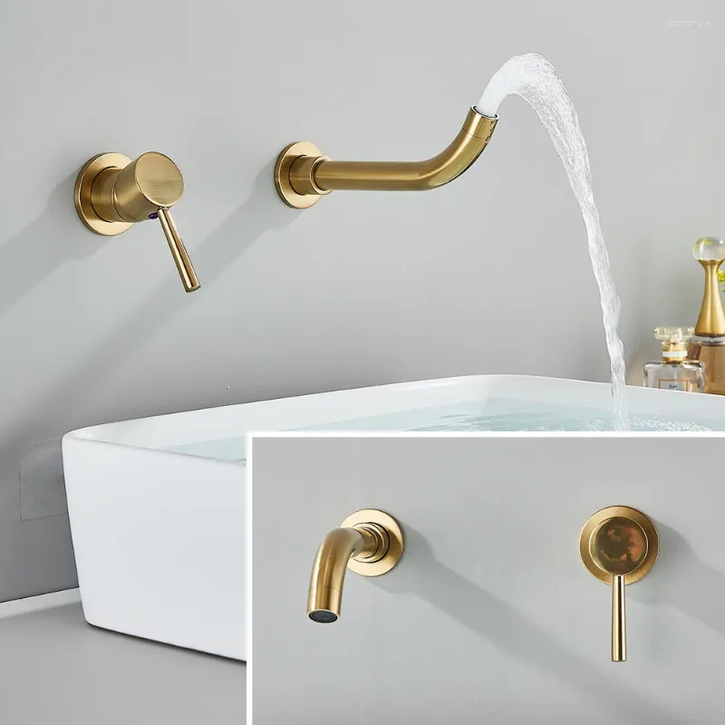 Badezimmer-Waschtischarmaturen Vidric Moderner Wasserhahn aus gebürstetem Goldmessing mit Einhebel-Wandauslauf und eingebettetem Kaltmischer