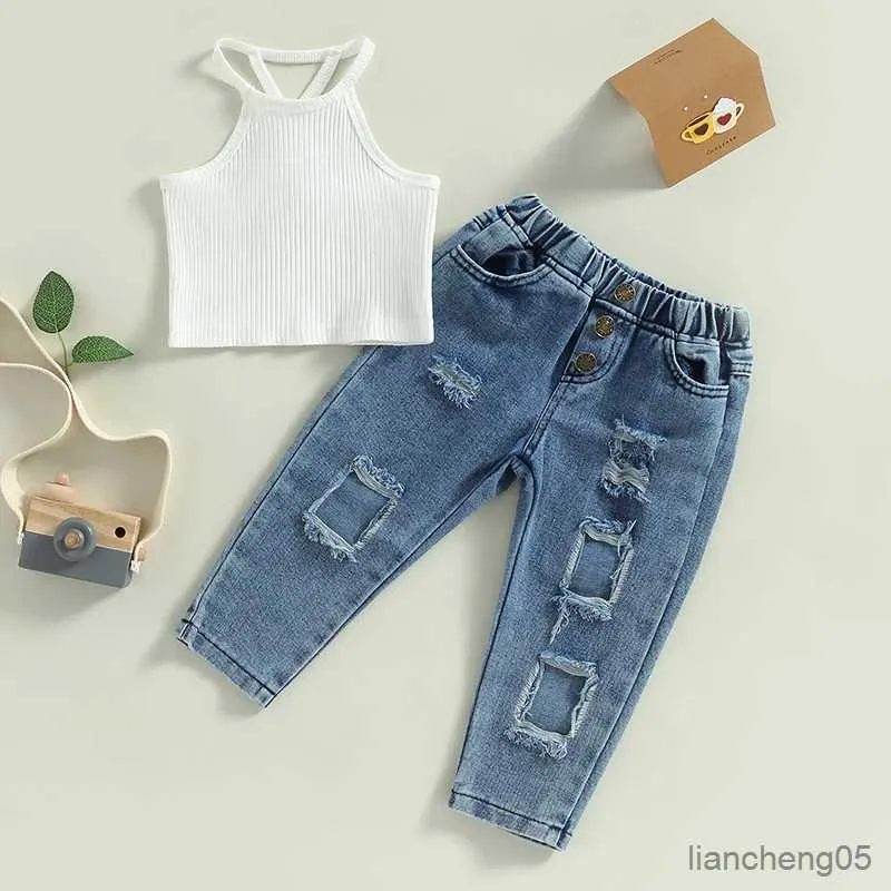 Set di abbigliamento 2 pezzi Set di vestiti per ragazze di moda senza maniche Halter a costine Crop Top Canotta con jeans strappati in vita Completo estivo per bambini R231107