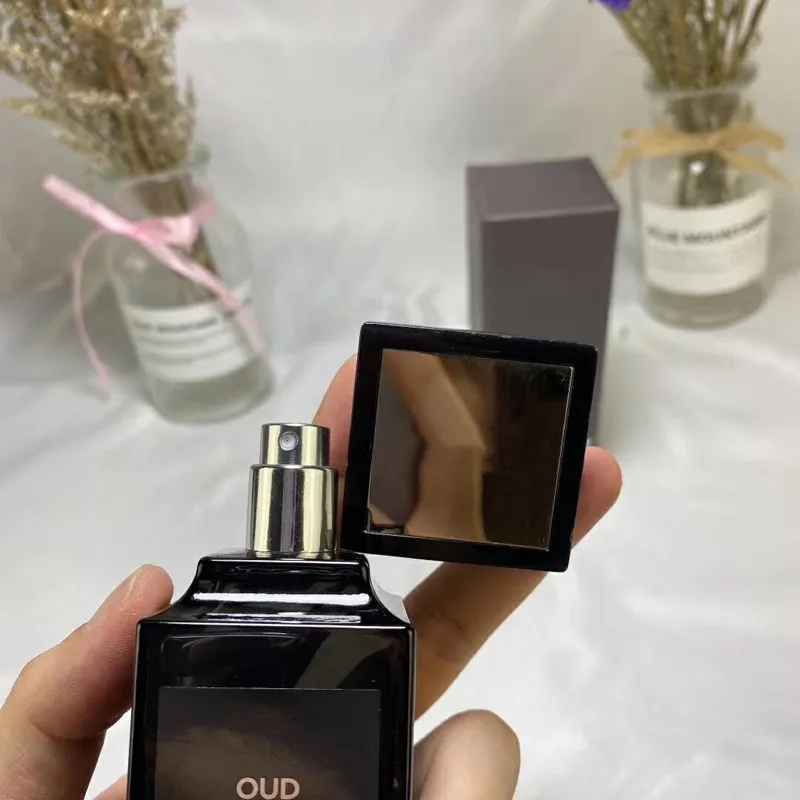 男性香水フォード香水Oud Wood 50ml eau de parfum long lasting fragrance spay fast ship