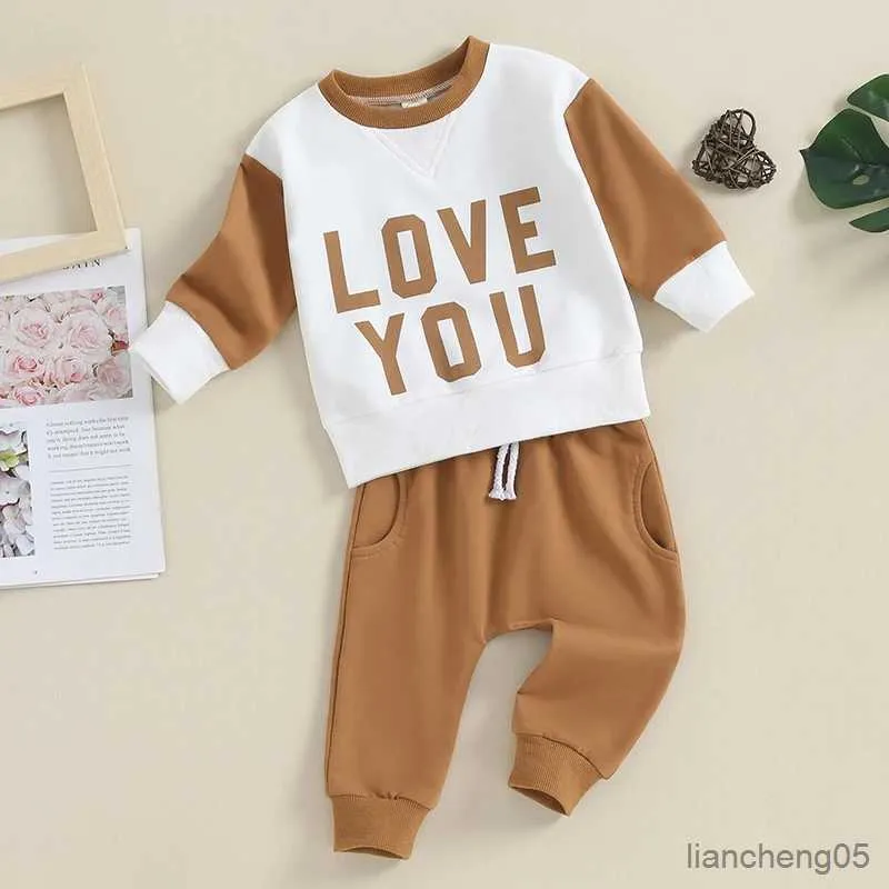 Set di abbigliamento Abbigliamento per neonati a maniche lunghe 2 pezzi Abiti per bambini primaverili Stampa di lettere Pantaloni a colori a contrasto Set Abiti per bambini di San Valentino