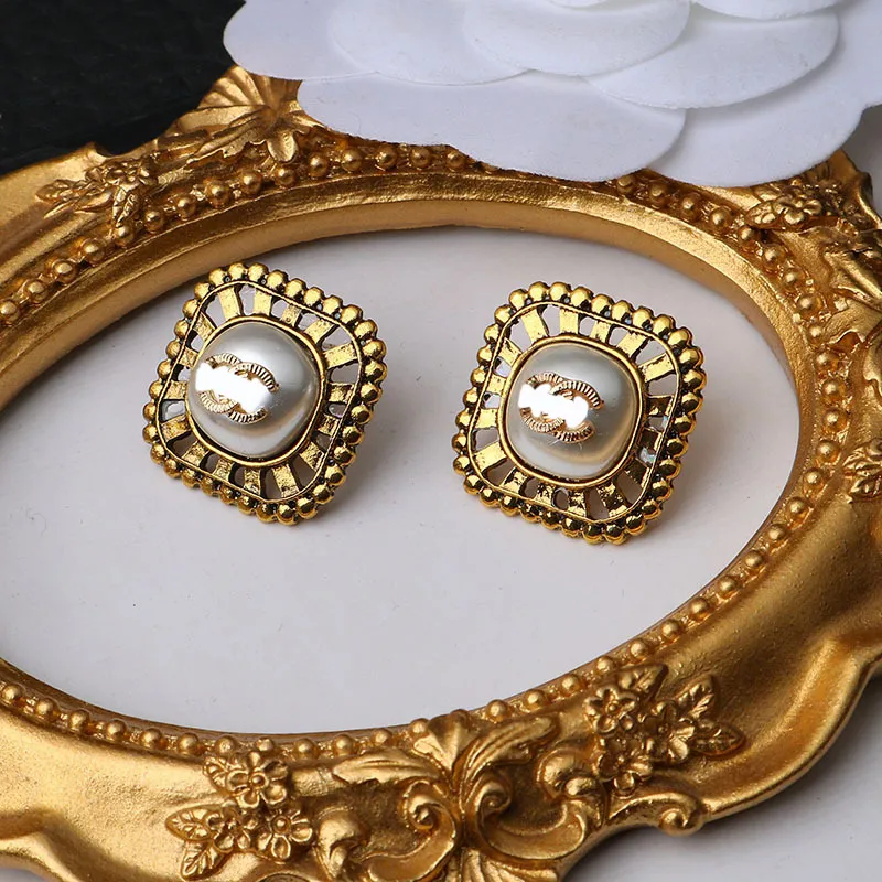 Moda banhado a ouro designers marca brincos designer carta orelha parafuso prisioneiro cristal pérola brinco geométrico para festa de casamento acessórios jewerlry