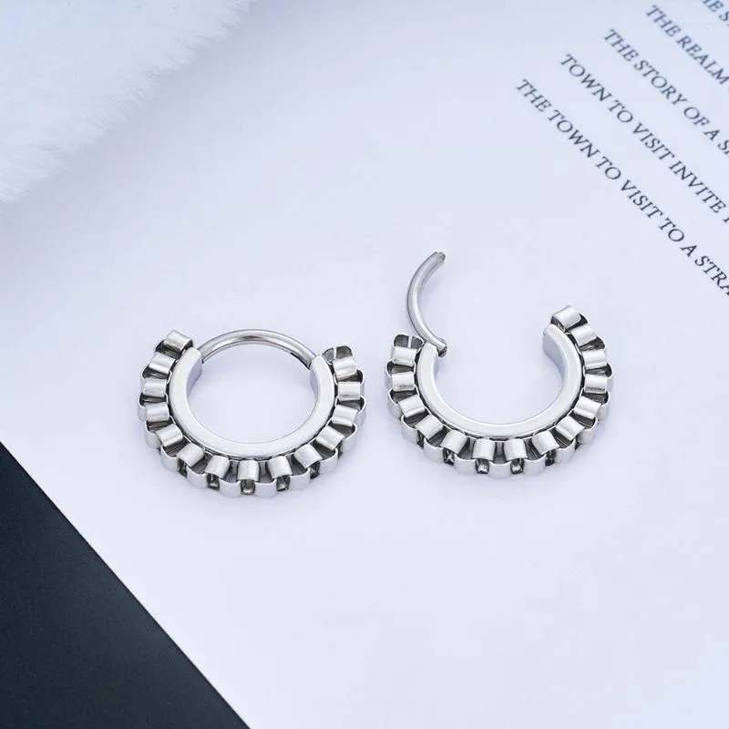 Hoopörhängen 316L Rostfritt stål Svetsad profilerad kedja Fashion Punk Wear Pungent Ring Septum Tragus smycken för män och kvinnor