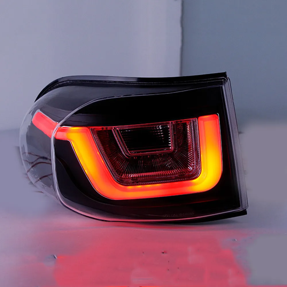 För Toyota FJ Land Cruiser 07-15 LED CAR TAIL LIGHT MONTERING GUL STREAMER TURS SIGNAL INDIKATOR Brake Bakljus bakre lampa