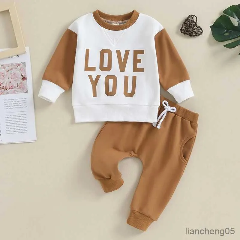 Kleidungssets Langarm Baby Jungen Kleidung 2 Stücke Frühling Kind Outfits Brief Drucken Kontrastfarbe Top Hosen Set Valentinstag Kleinkind Kleidung R231107