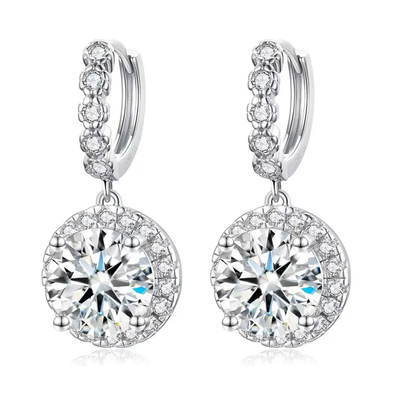 Femmes charmantes boucles d'oreilles en argent Sterling 925 goujons Bling Moissanite diamant boucles d'oreilles bijoux pour fête mariage beau cadeau