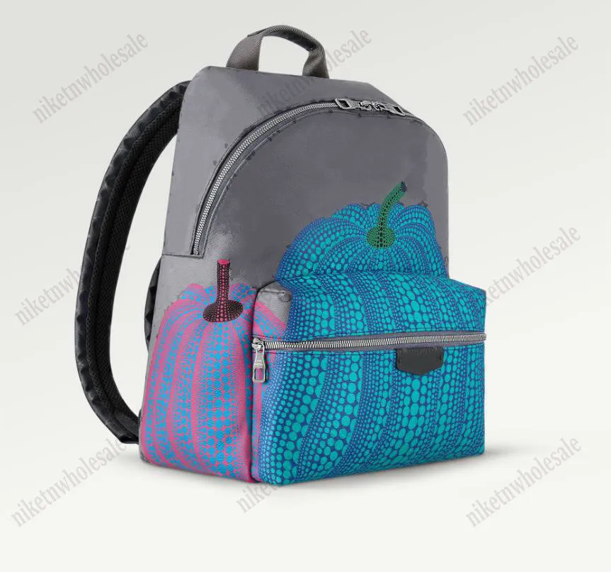 M46440 Mochilas de diseñador para hombres x Mochilas YK Discovery Yayoi Kusama Calabazas de colores Diseñadores Bolsa de viaje