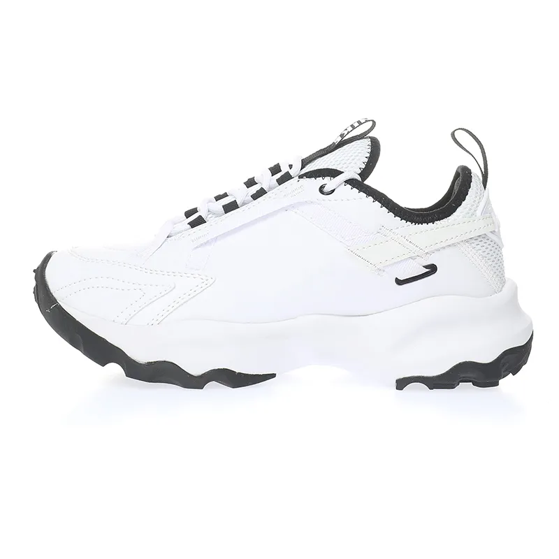 靴 Nike TC7900 White 23cm Nike TC 7900 Women's Shoes. Nike.com