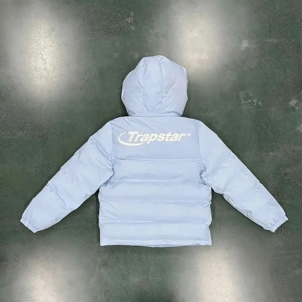 2023 Kändis den senaste Trapstar Down Cotton Jacket för herrarna Ice Blue Hooded Löstagbar Patch Embrodery British Fashion Brand