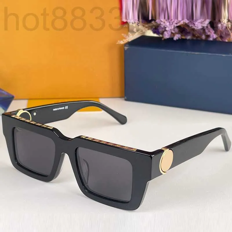 Sunglasses Designer Black Square Z1447e 20 Fashion Luxury Trend Mens or Womens Glasses Gold Top Quality Party Club Travel Vacation Uv400 with Box 4LSX