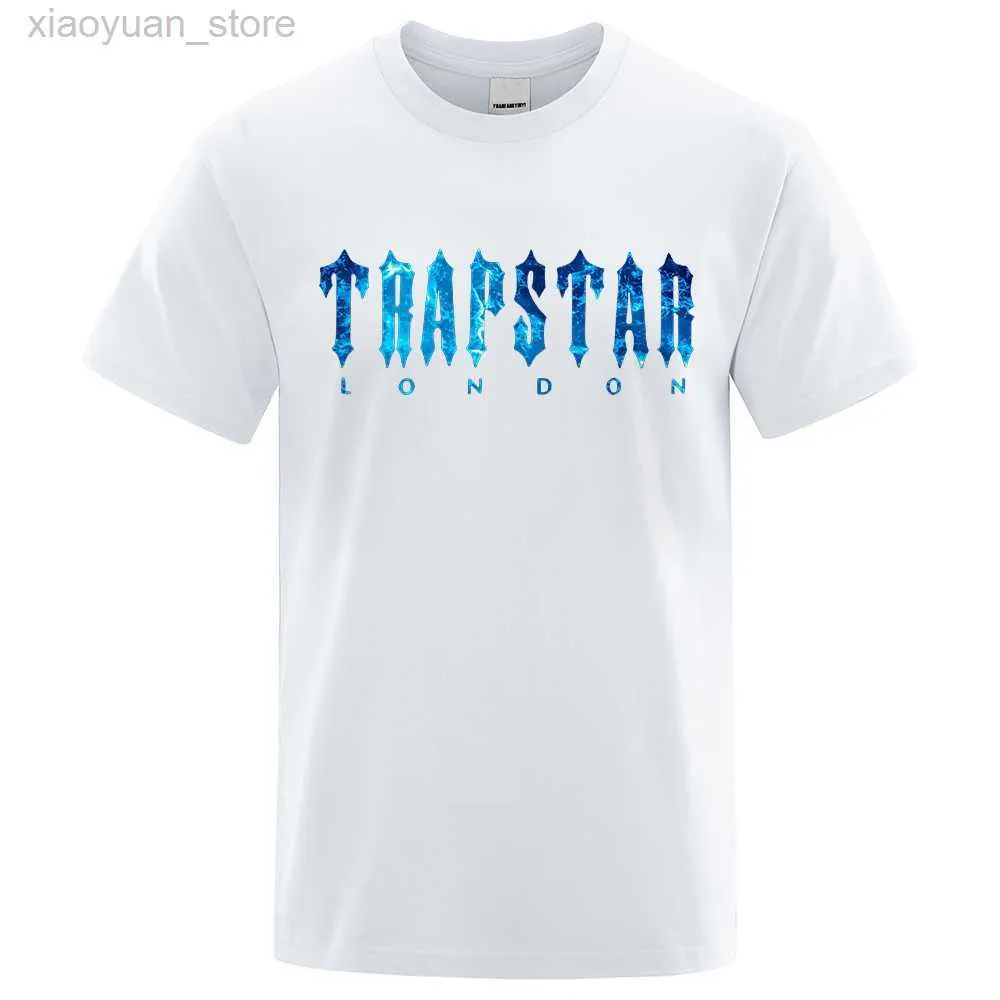 Camisetas masculinas TRAPSTAR LONDRES AURMAS AZUL T-SHIRT MEN MEN SMERMOM SUMPLELHA ILUMA CASUAL CURTA DE MANAGEM CLOGONS GOONTESSESS CLOGON TH SHIETS M230408