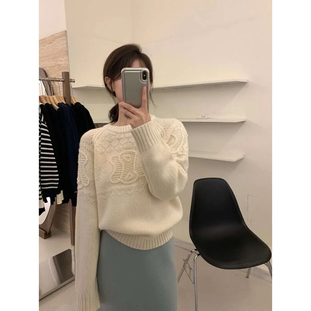 Autumn Winter Korean 100% Wool Soft and Comfortable Foundation Versatile Round Neck Pullover Sweater for Women