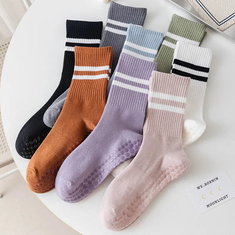 Professional Non Slip Knitted Yoga Socks For Women Striped Mid Tube Design,  Pure Cotton, Silicone, Indoor Knee High Sports Sock For Dance, Pilates, And  Fitness BC567 From Twinsfamily, $1.62