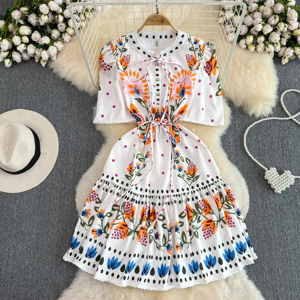 2023 Sıradan Elbiseler Tasarımcı Pist Yaz Mini Elbise Kadınlar Baç Tie O-Beck Kısa Kollu Dantel Trimler Muhteşem Noktalar Baskılı Çizme Elbise
