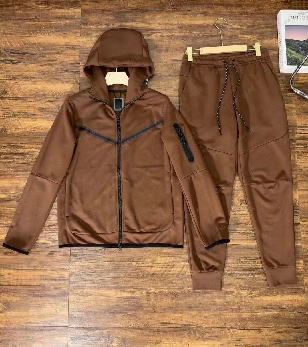 tracksuits tech fleece