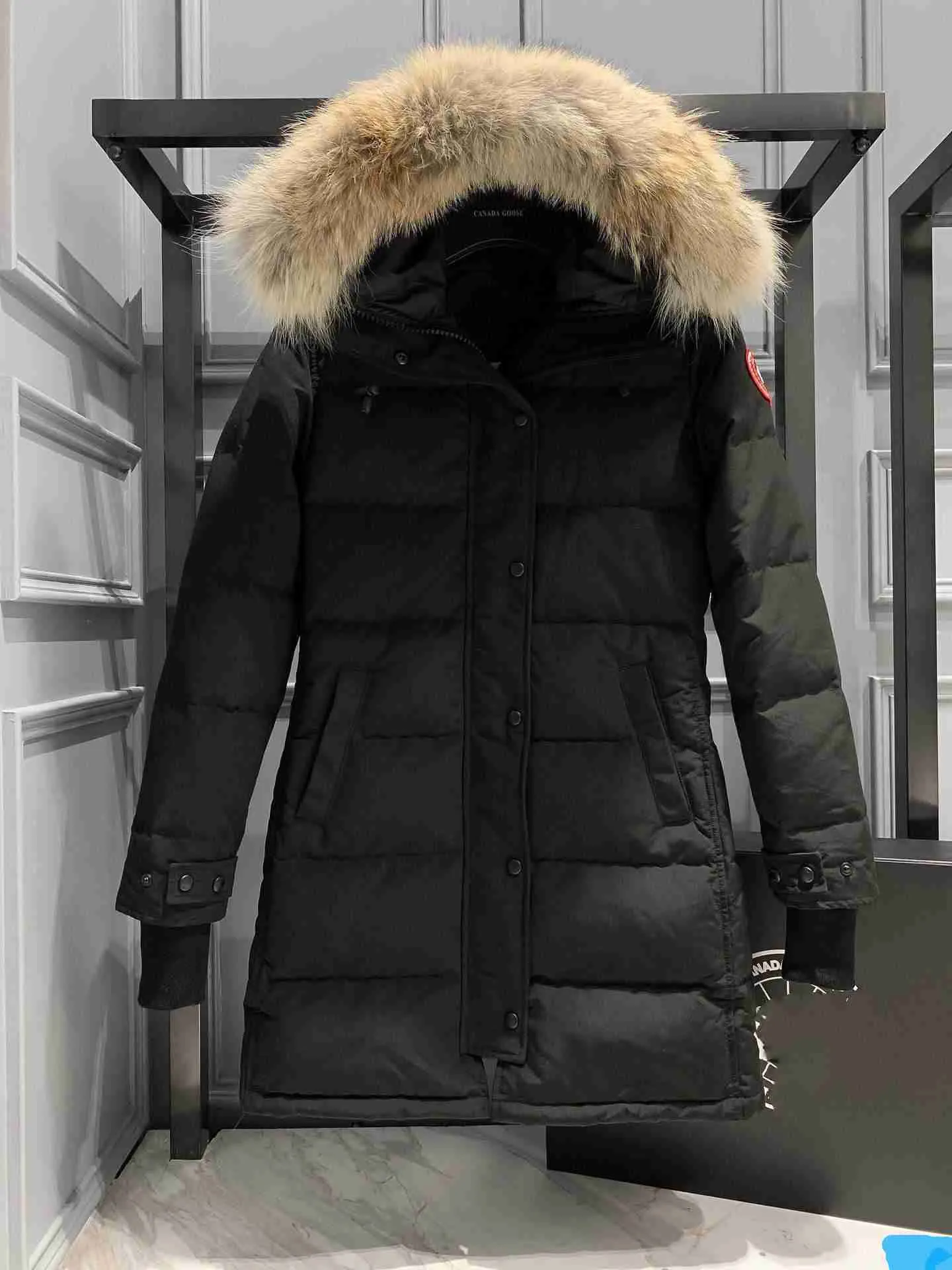 Designer Femmes Canadian Goose Version mi-longueur Puffer Down Veste Femme Parkas Hiver Épais Manteaux Chauds Coupe-Vent Streetwear111