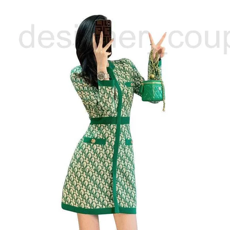 Basic & Casual Dresses Designer luxury 2023 New spring fashion women's o-neck long sleeve green color print pattern high waist a-line knitted dress SMLXL RJQP