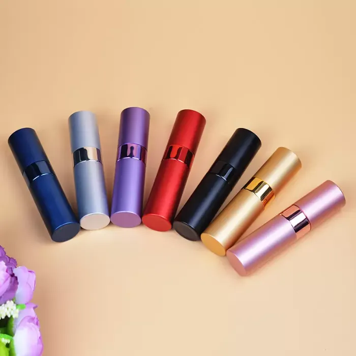 Portable 8ml rotary spray bottle anodized aluminum Spray perfume bottles glass empty makeup perfume tube bottle High Quality 2018 New