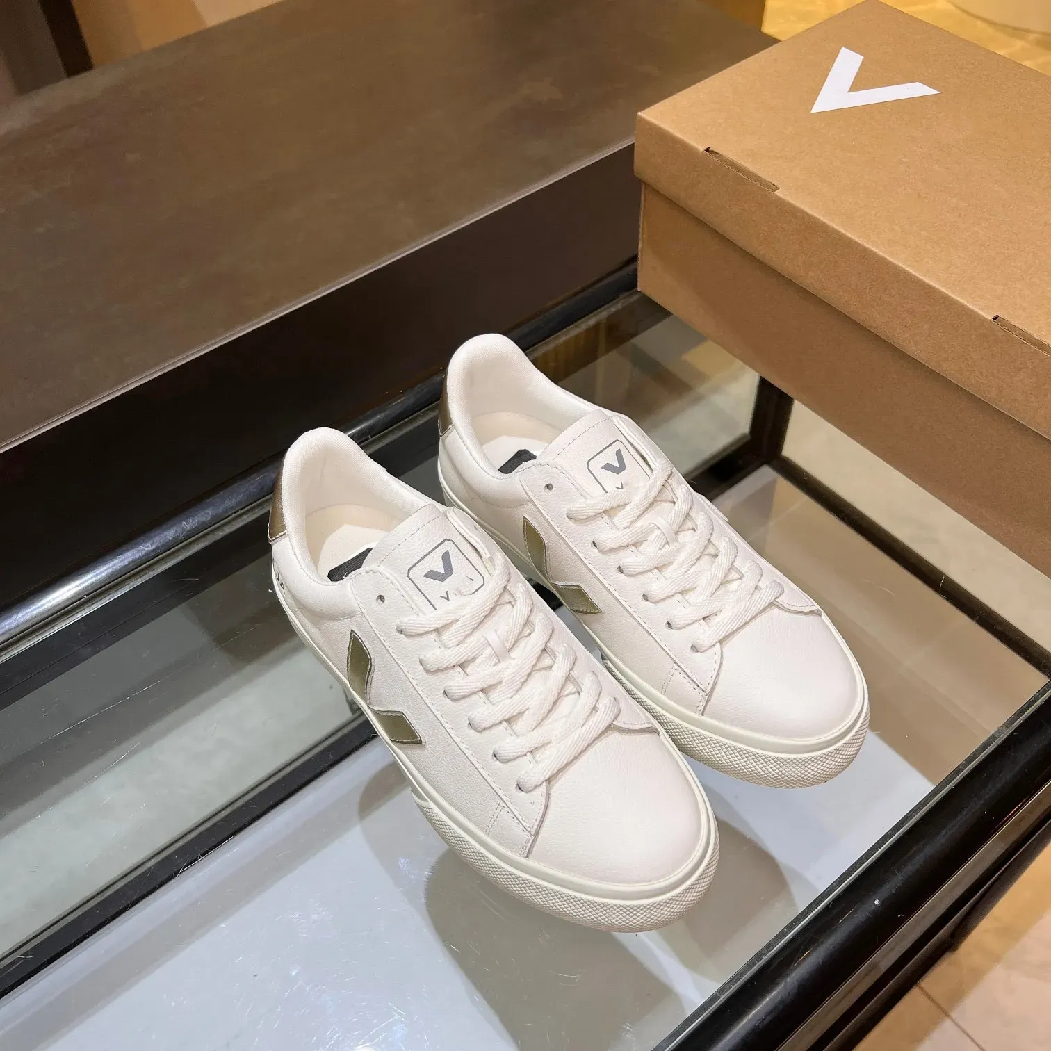 Academy men's hotsell casual shoes