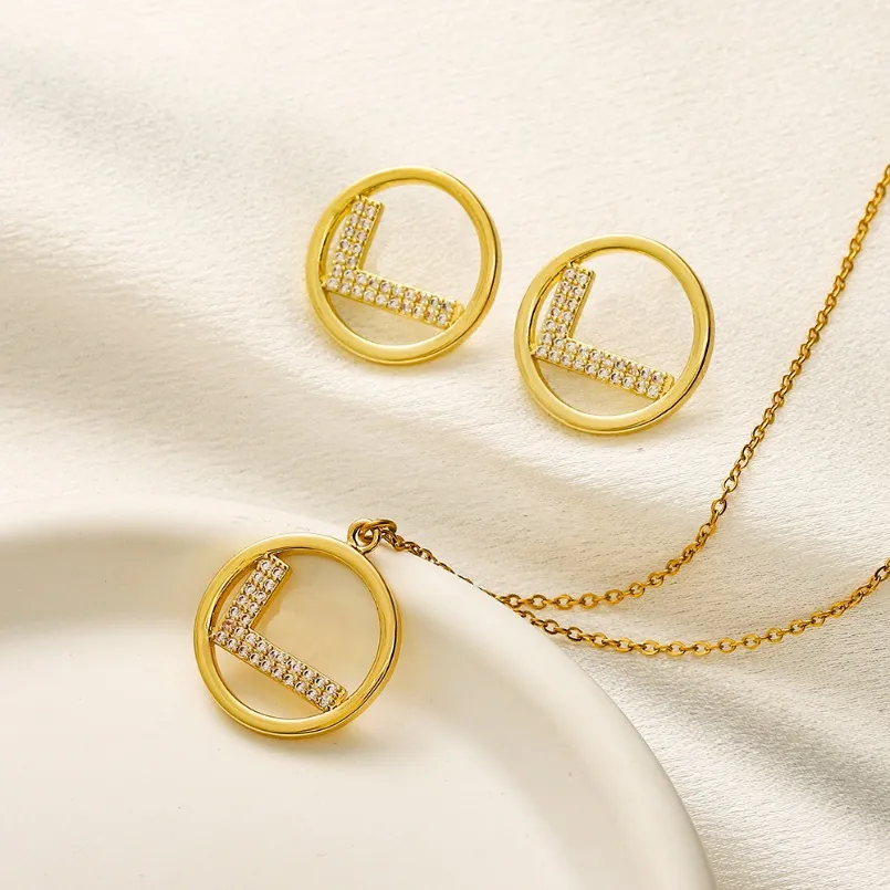 Presente romântico conjunto de jóias designer colar brinco conjunto 18k banhado a ouro mini estilo amor brincos carta inverno pingente de cristal colar
