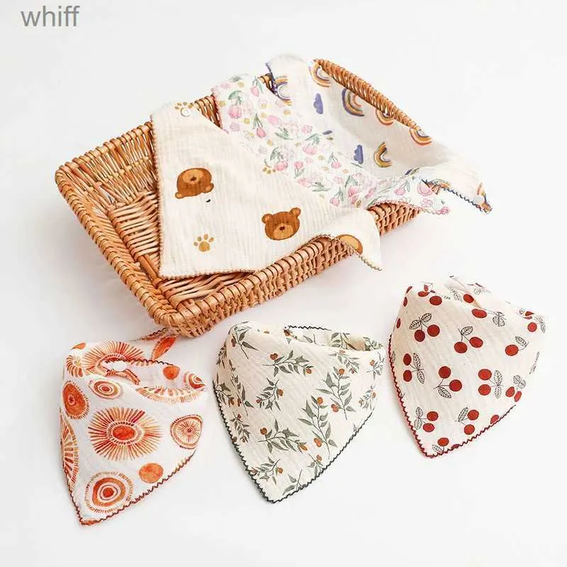 Babadores Burp Panos Bebê Renda Arco-Íris Impresso Bibs Triângulo Cachecol Recém-nascido Infantil Babando Toalha Alimentação Saliva Toalha Bandana Burp ClothL231108