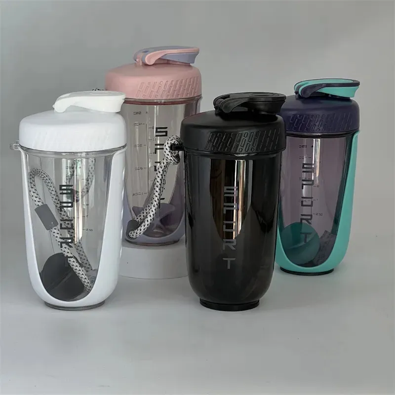 Waterflessen 600 ml Blender Shaker-fles met plastic gardebal BPA-vrije plastic eiwitshakes Lekvrij voor poedertraining Gym Sport 231107