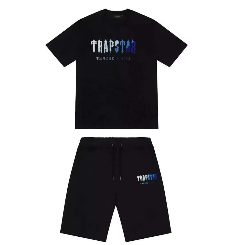 202mens Trapstar t Shirt قصيرة الأكمام طباعة الزي Chenille Tracksuit أسود القطن London Streetwear S-2XL