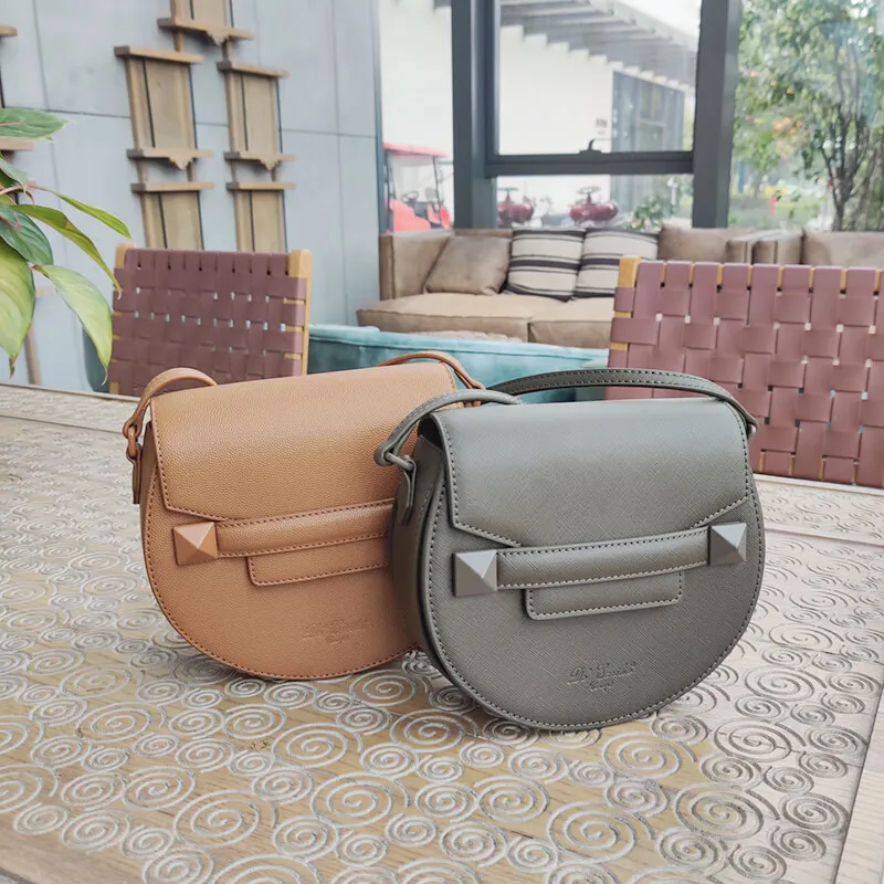 Tasarımcı Çanta Küçük Crossbody Sırt Çantası Tote Çanta Elde Taşanan Tek Omuz Crossbody Çantası, Mini Kadınlar Siyah Büyük, Güzel, Cömert ve Pratik.