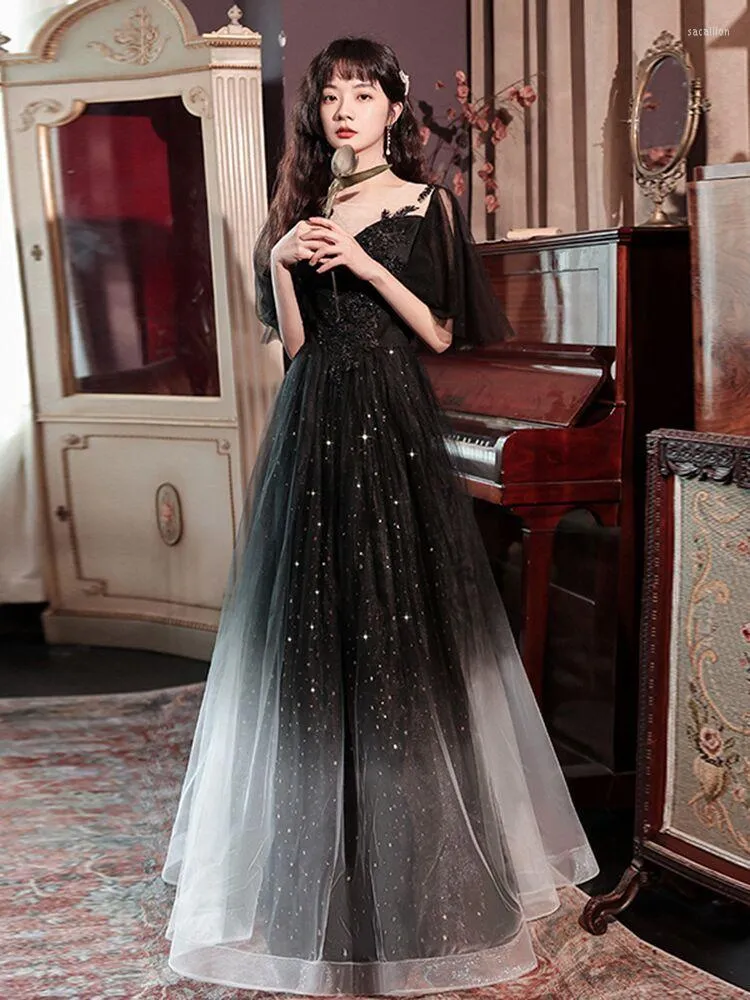 Banquet gowns 2025
