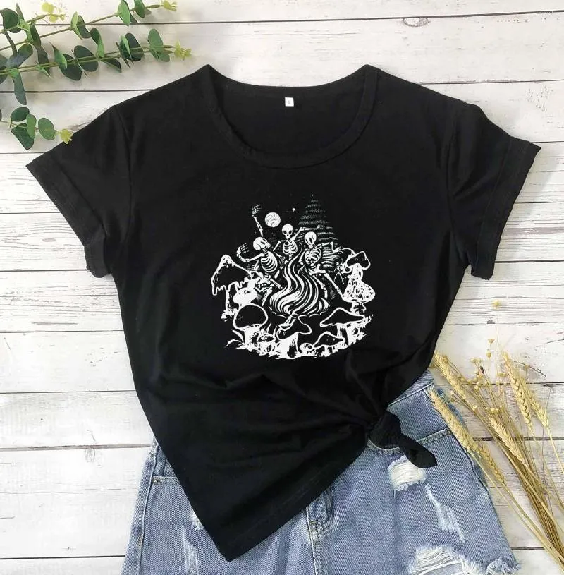 Damen T-Shirts Tanzendes Skelett Pilz Gothic Totenkopf Indie Kleidung Witchy Geschenke Androgyne Lustige Frauen Unisex Shirt Vintage T-Shirts Tops