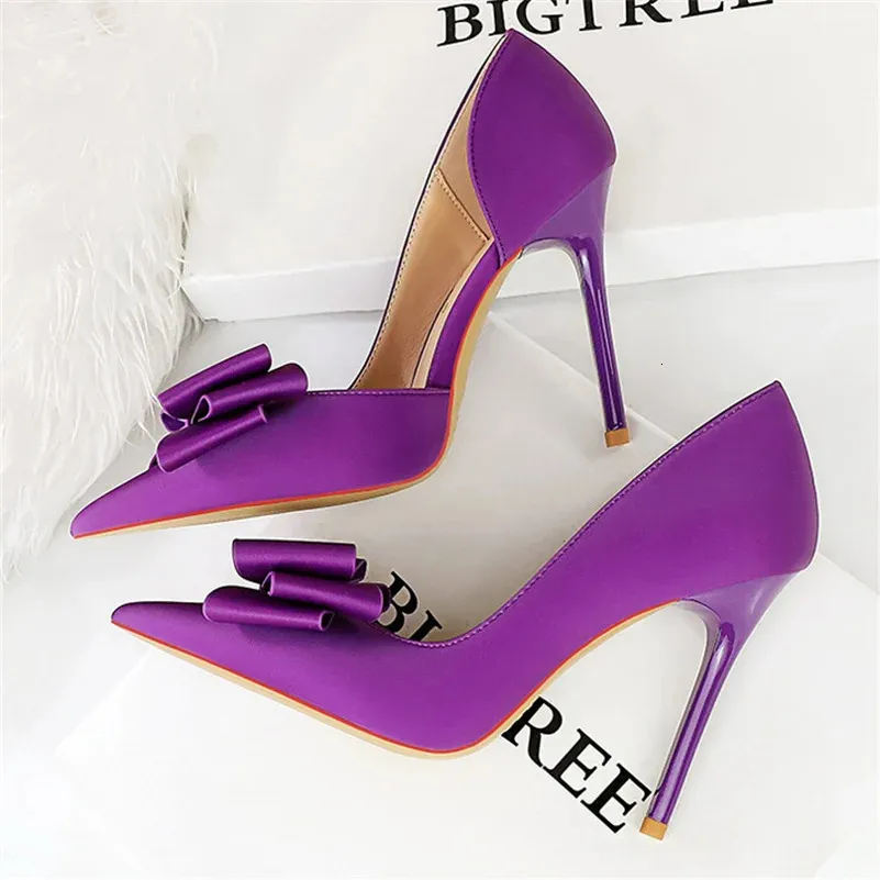 Wholesale Womens Satin Silk Butterfly Knot High Heel Purple Dress Shoes Womens 10.5cm Heels Purple Pumps For Weddings Bridal Escarpments And Fashion Parties Style 231108 At Only 15.73 DHgate.Com