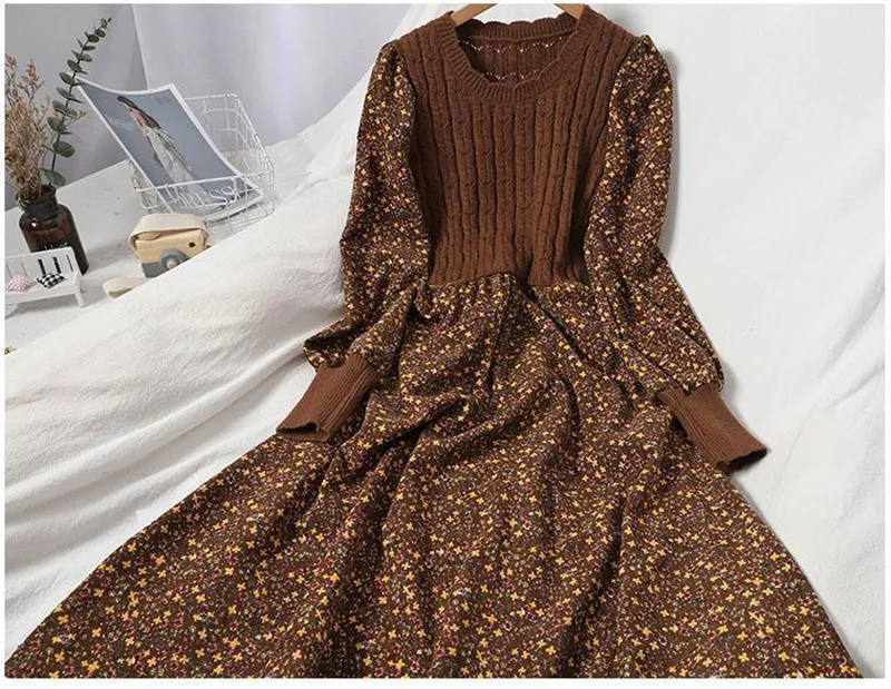 Vintage Corduroy Flower Knitted Patch casual floral midi dress for Women - A-line Tank Top, Sweet Korean Style (230408)
