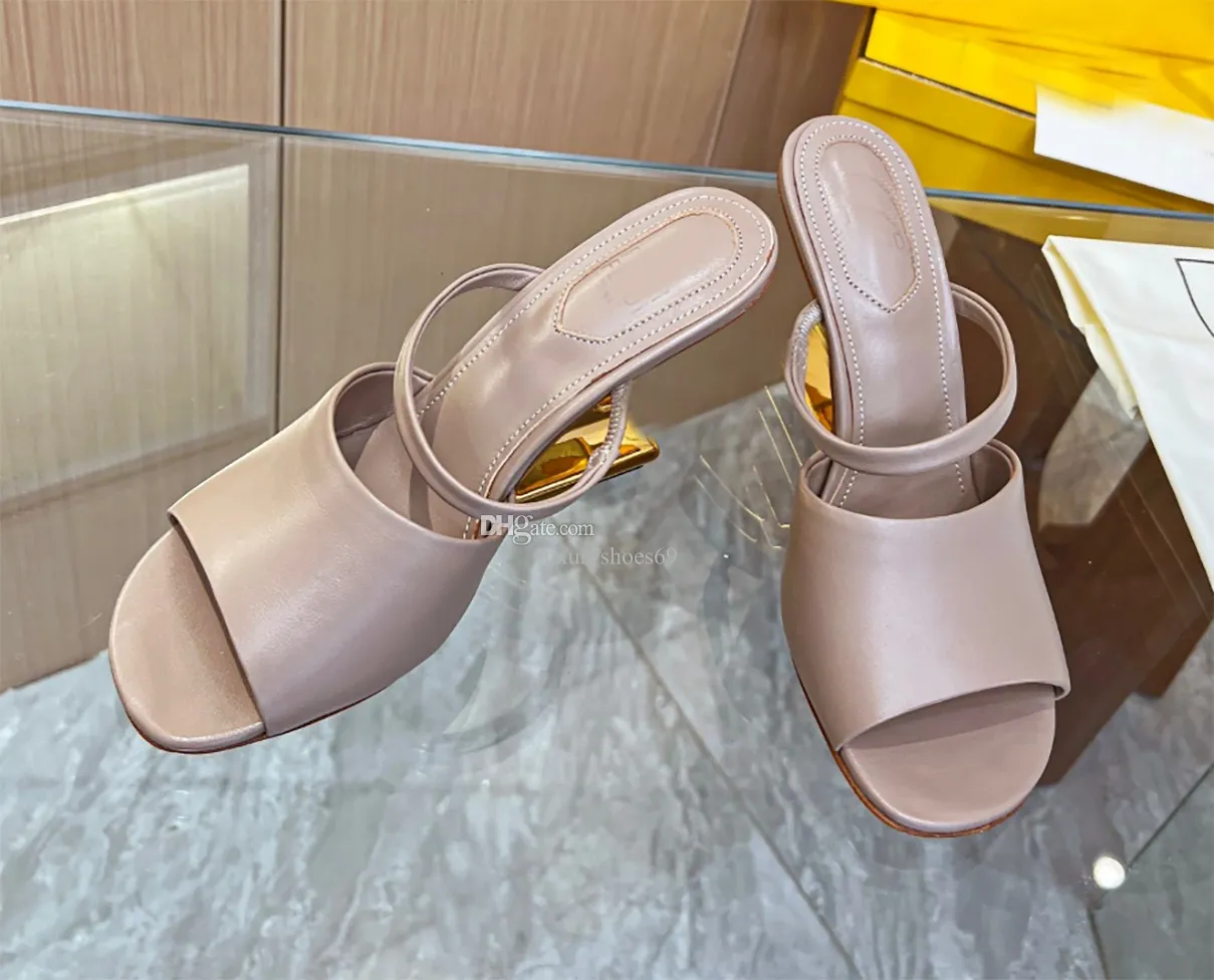 Beliebte geformte goldene High-Heel-Sandalen gepaart mit sexy Designer-Gladiator-Kleid mit eckigem Zehenbereich und offenem Zehenbereich aus Metall für Damen, EU 35–42, mit Box