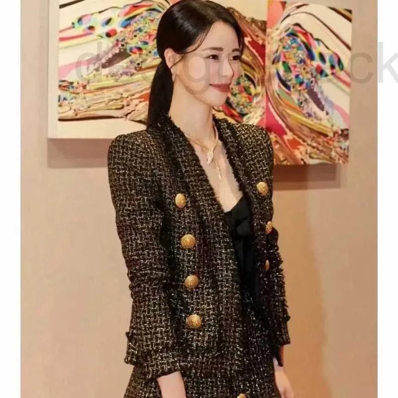 Women's Jackets Designer 2023 Autumn/Winter New Black Gold Silk Woven Jacket with Open Front Shoulder Pad Design QXWG