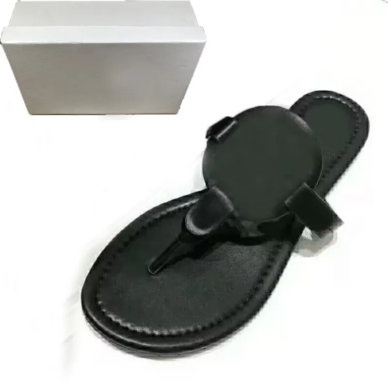 Classic beach slippers Designer shoes Summer women SHoes Clip toe Flip flops sexy Flat heel Lady slippers Belt buckle Soft cow Leather sandals Large size 35-42 us4-us11