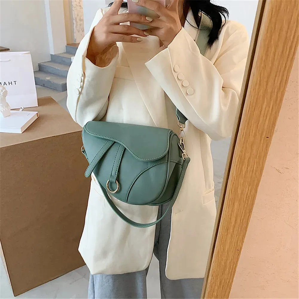 Shoulder Bags Evening Bags Designer bag Women's Leisure Saddle Pu Solid Color Diagonal Fashion Easy Matching Lady Handbags 230214 Tabby Messenger tote