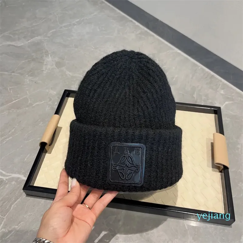 Chapéu de designer masculino feminino dupla camada bonnet moda boné casual versátil atraente clássico preto e branco