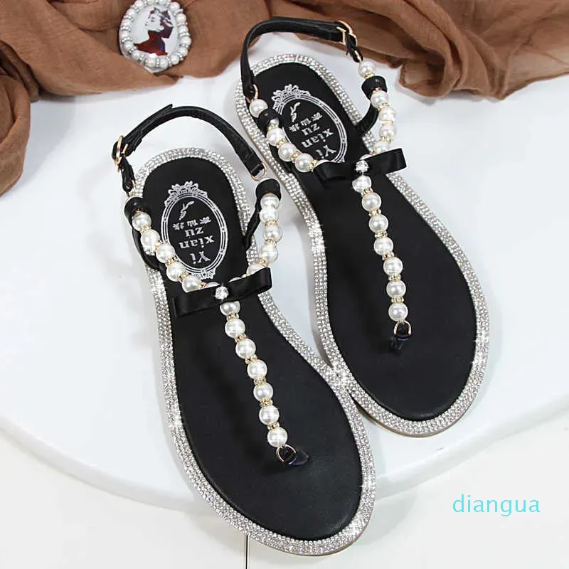 Sandaler Kvinnor Sandaler 2023 Sommarskor Flat Pearl Sandaler Bekväm strand Bead Beach Slippers Casual Sandaler Pink White Black Y2304