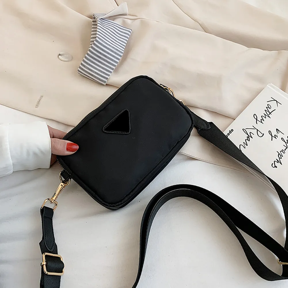 Nylon Cross-Body Camera Bag Fashion Style Plain Color Gift For Girls Ladies Diagonal Women`s Bag Camera Bag Mini Bag