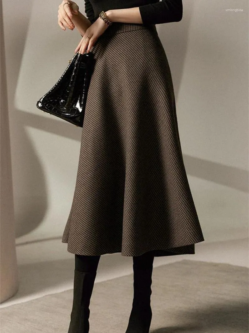 Kjolar Autumn Winter Woolen Houndstooth Midi kjolkontor damer 2023 a-line lång för kvinnor stor storlek pläd ull e1000