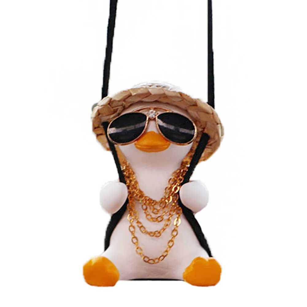 Décorations Mignon Swing Canard Lunettes De Soleil Pistolet Auto Rétroviseur Ornements Suspendus Décoration Intérieure Accessoires Voiture Pendentif Parfum AA230407