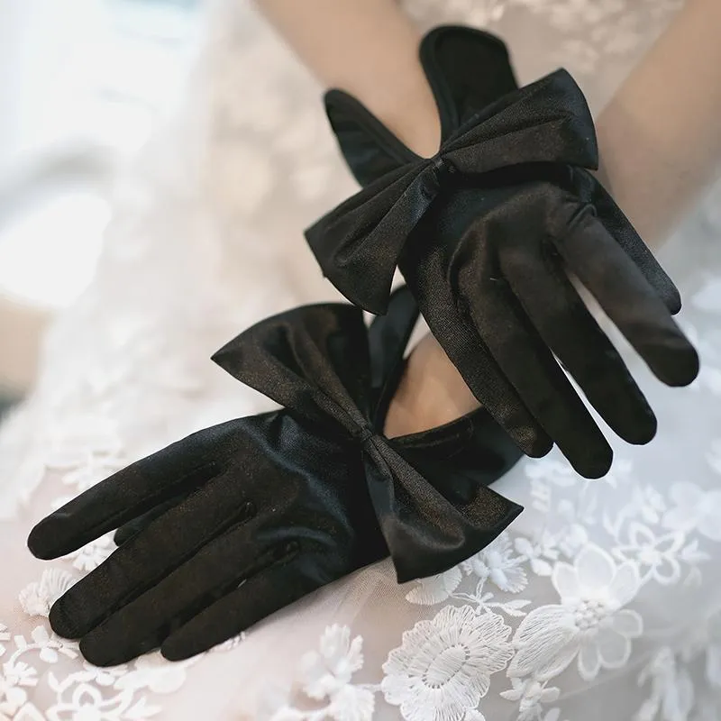 5 개의 손가락 장갑 여성의 우아한 큰 활 백색 검은 색 새틴 글러브 여성 봄 여름 봄 선 스크린 드라이빙 R571