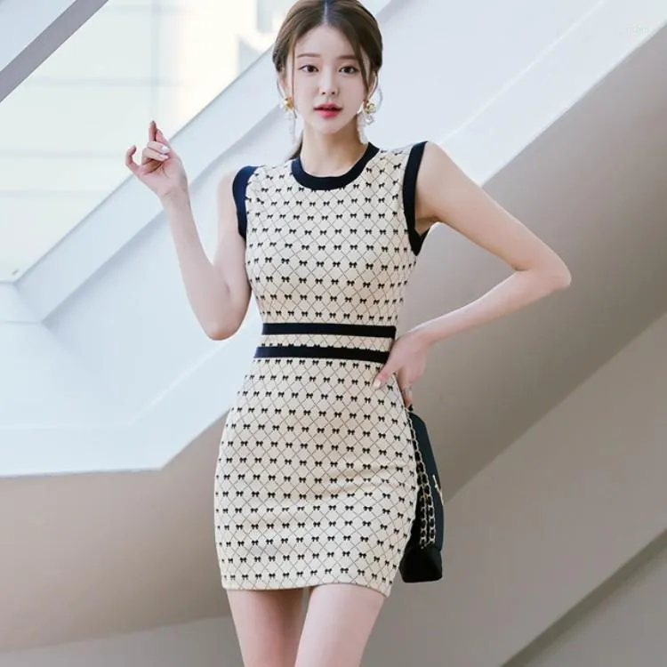 Vintage Knitted Bodycon Dress for Women - Sleeveless, Elegant, and Perfect for Casual Summer Occasions and Office OL - Mini Vestidos Sweater