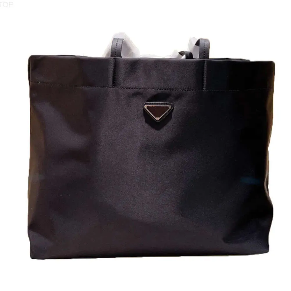 Tiptoegirls Borse a tracolla grandi da donna nere Borsa tote casual di grandi dimensioni Borsa a tracolla in nylon di qualità Borsa da viaggio femminile H