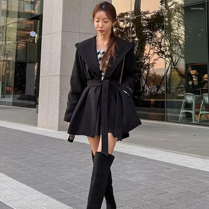 Женские куртки, Южная Корея, Dongdaemun, шикарное осенне-зимнее французское высококачественное шерстяное пальто с поясом, свободный маленький плащ с капюшоном