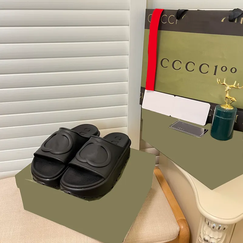 zapatillas de diseñador de lujo zapatillas de mujer zapatillas de casa clásicas zapatos sandalias de letras bajas al aire libre antideslizante chanclas impermeables zapatos de viaje de verano caja bolsa de polvo