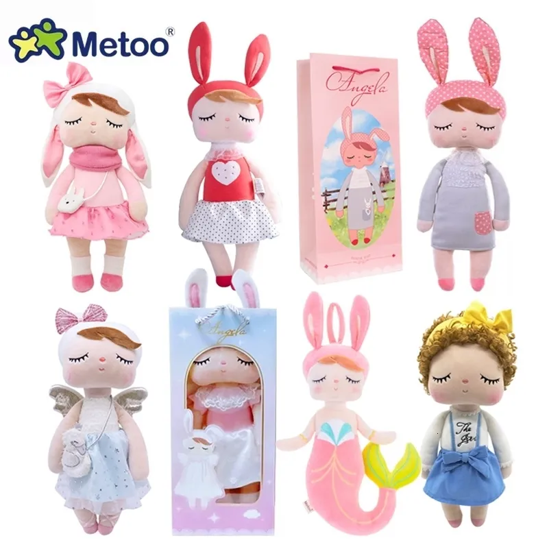 Bonecas Angela Rabbit Pluxus Doll com bolsa de presente de papel bichos de pelúcia Toys Sleep Dolls Kids Apidosa Aniversário de bebê Natal 230407