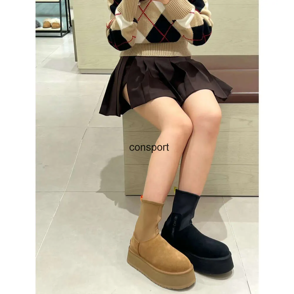 Uggs Classic Dipper Snow Boots Women With Chestnut Fur And Uggs Classic Dipper Snow Boots Women With Chestnut Fur And