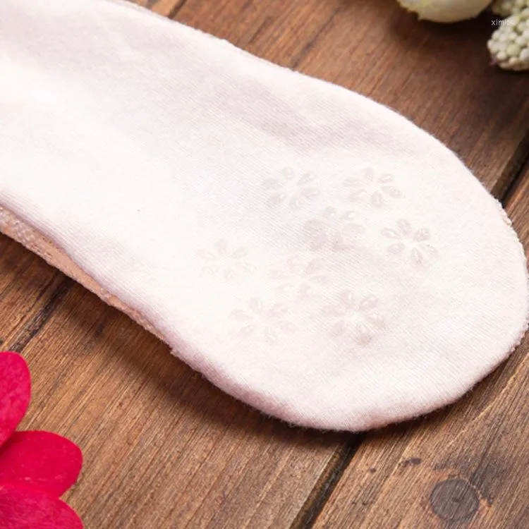Summer Girl Silica Gel Lace Boat Spa Socks With Invisible Cotton Sole Non  Slip, Anti Skid Slippers For Women WS74 From Ximipu, $4.31
